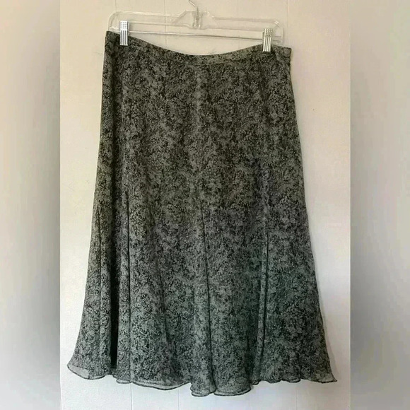 Jones New York 100% Silk Midi Skirtt Size 10 abstract Print black& green - Picture 1 of 7